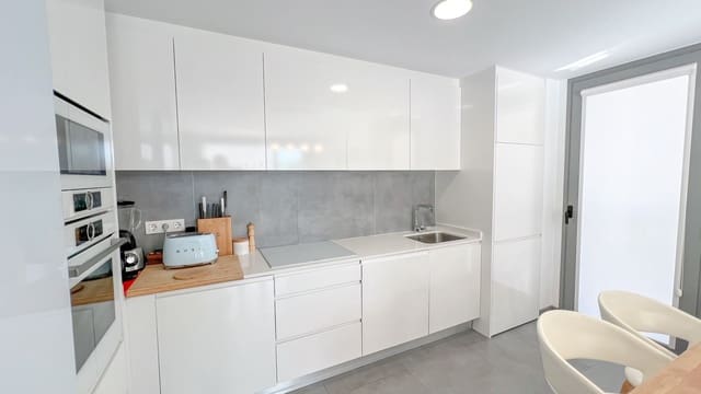 2 makuuhuone Huoneisto myytävänä paikassa Calpe / Calp mukana uima-altaan - 435 000 € (Ref: 9757906)