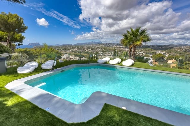 4 soveværelse Villa til salg i Moraira, Teulada-Moraira med swimmingpool garage - € 2.495.000 (Ref: 9782220)