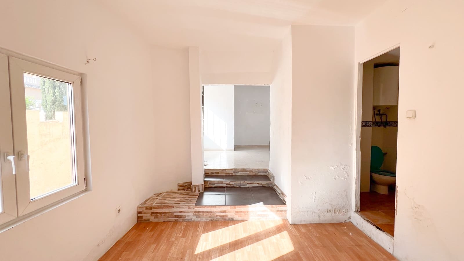 7 bedroom Villa for sale in Calpe / Calp with pool - € 450,000 (Ref: 9782391)