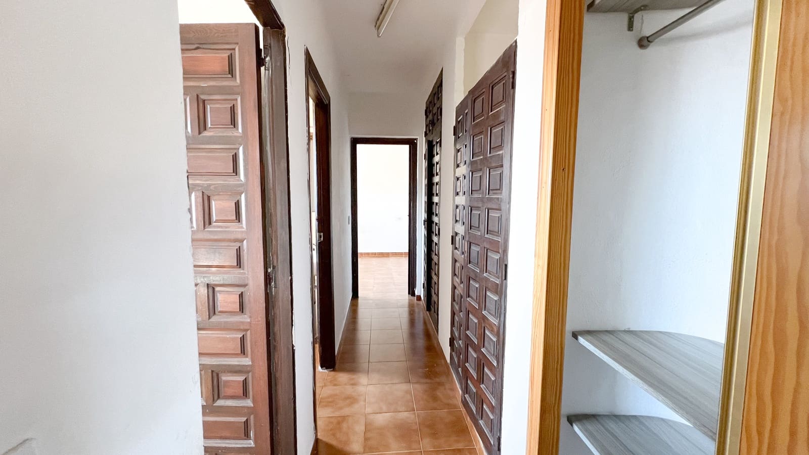 7 bedroom Villa for sale in Calpe / Calp with pool - € 450,000 (Ref: 9782391)