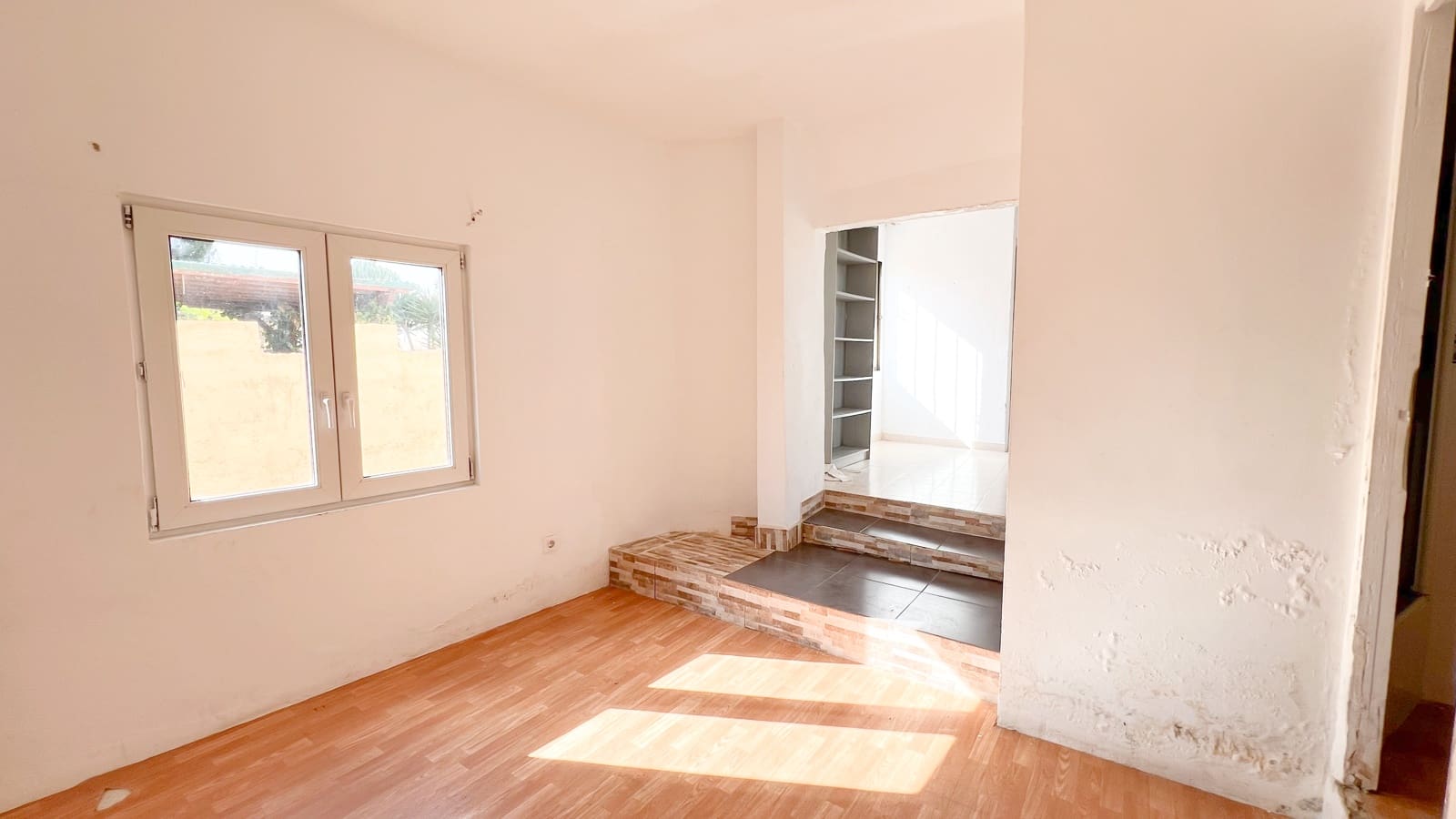 7 bedroom Villa for sale in Calpe / Calp with pool - € 450,000 (Ref: 9782391)