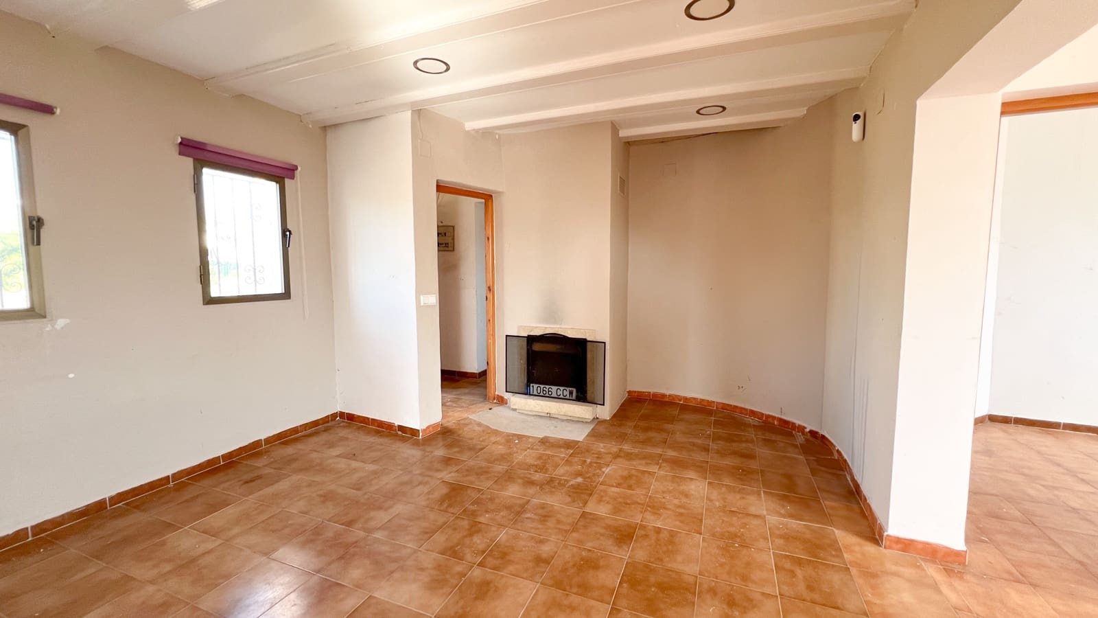 7 bedroom Villa for sale in Calpe / Calp with pool - € 450,000 (Ref: 9782391)