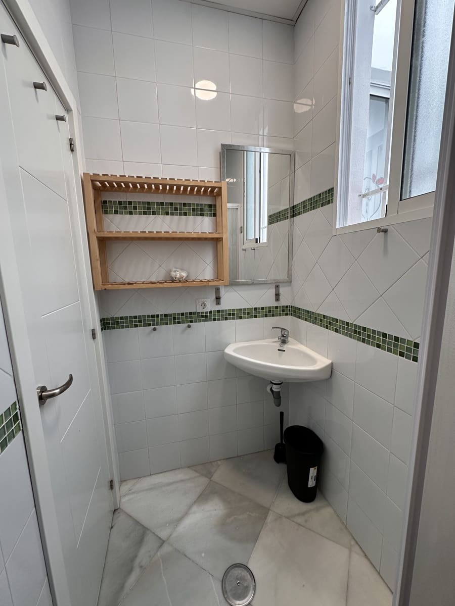 2 makuuhuone Huoneisto vuokrattavana paikassa Sevilla kaupunki - 850 € (Ref: 9772067)