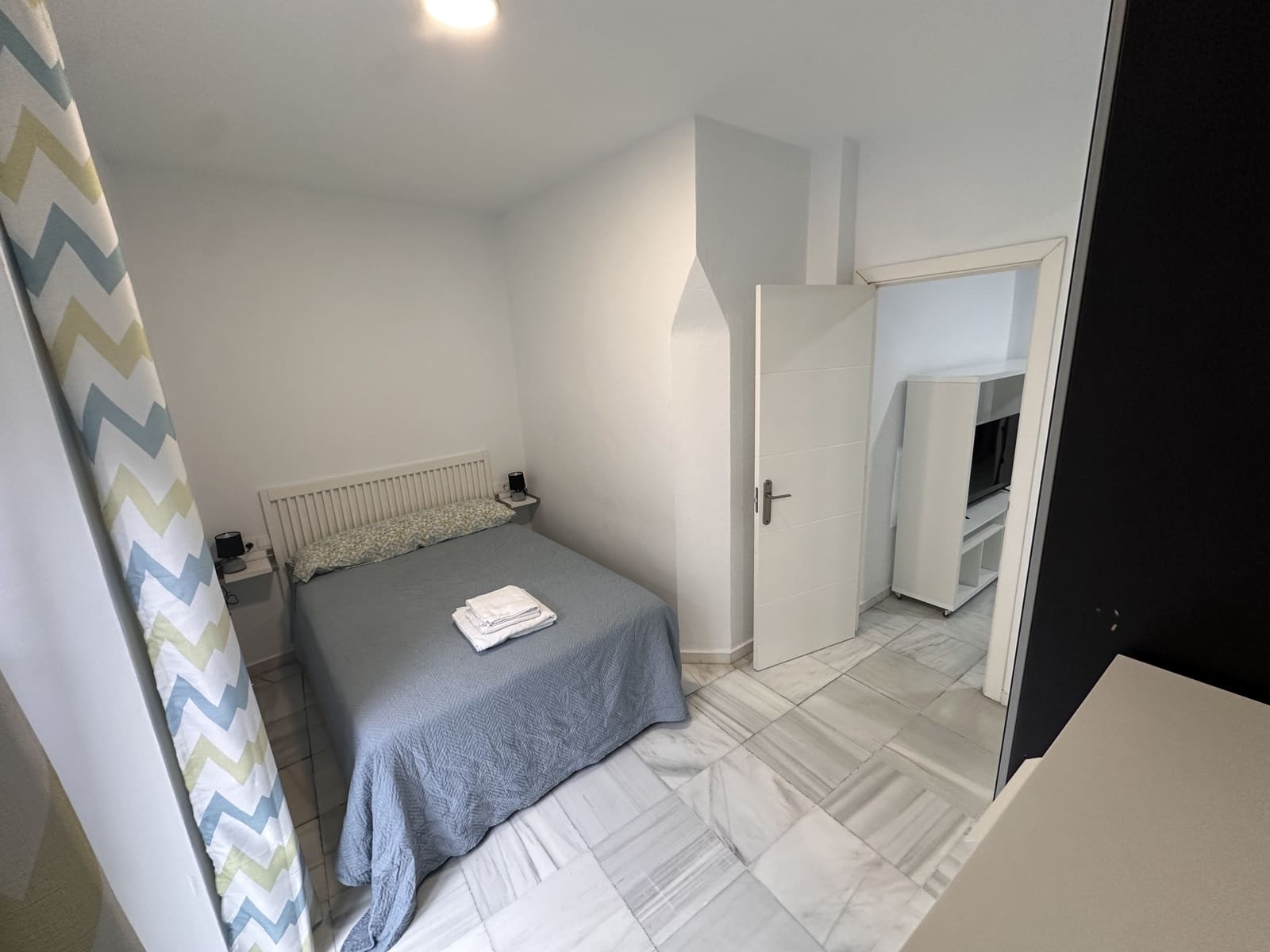 1 slaapkamer Appartement te huur in Sevilla stad - € 850 (Ref: 9826686)