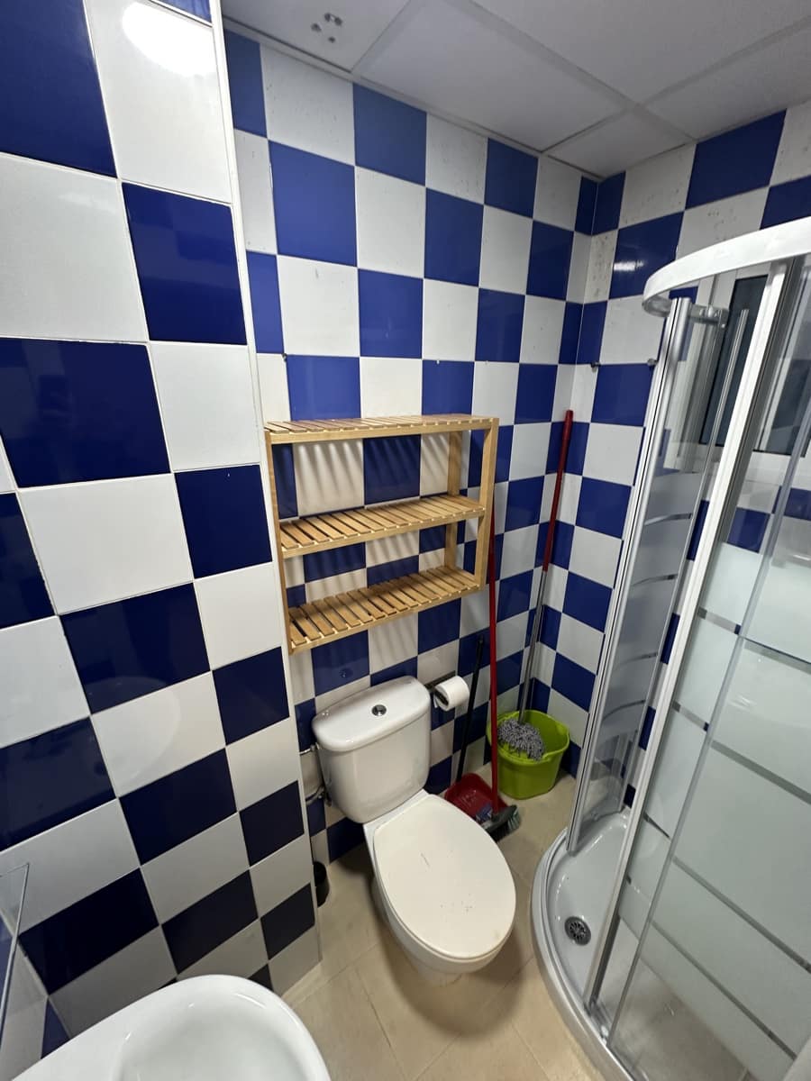 2 slaapkamer Appartement te huur in Sevilla stad - € 950 (Ref: 9826687)