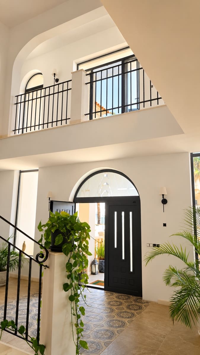 8 soveværelse Villa til salg i La Manga del Mar Menor med swimmingpool garage - € 3.200.000 (Ref: 10124675)