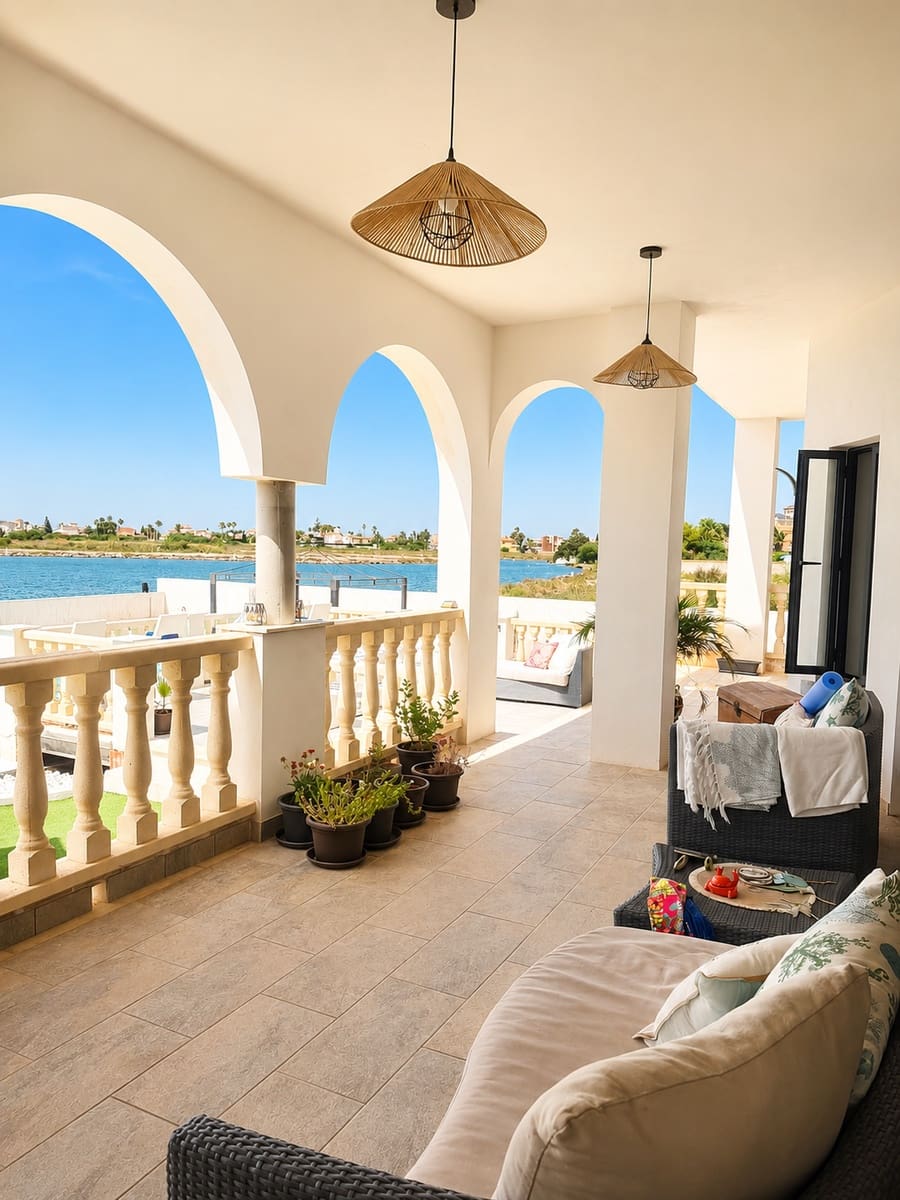 8 soveværelse Villa til salg i La Manga del Mar Menor med swimmingpool garage - € 3.200.000 (Ref: 10124675)