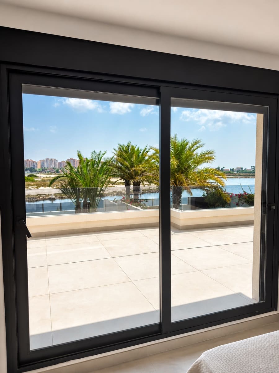 5 chambre Villa/Maison à vendre à La Manga del Mar Menor avec piscine garage - 1 500 000 € (Ref: 10124696)
