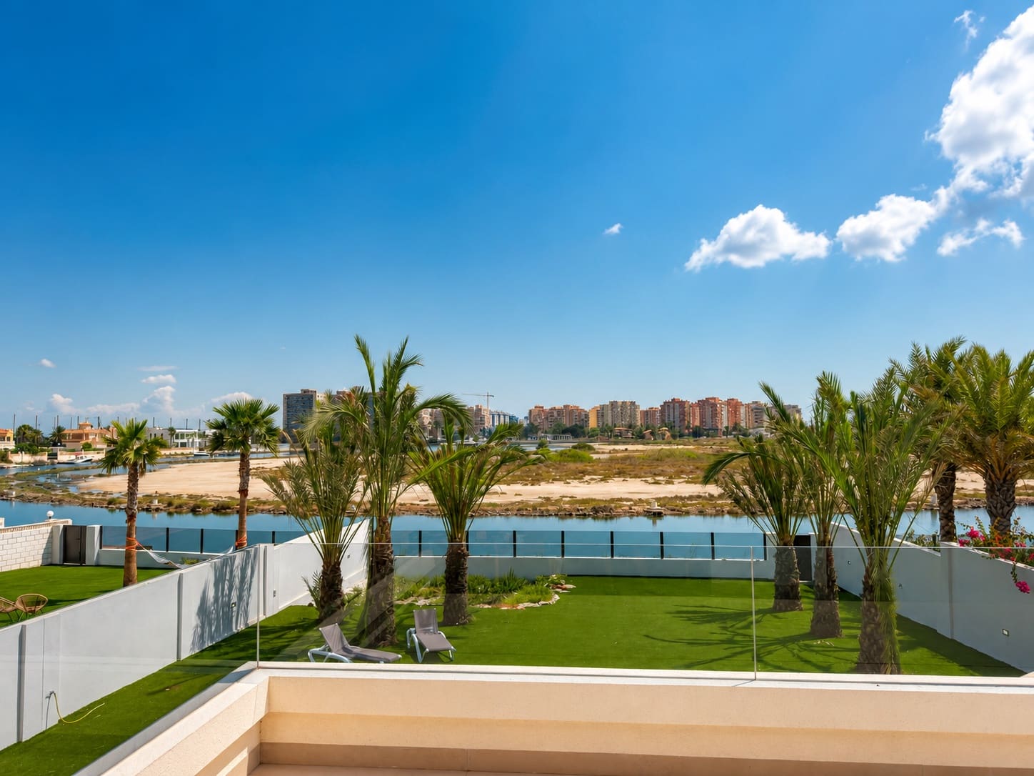 5 chambre Villa/Maison à vendre à La Manga del Mar Menor avec piscine garage - 1 500 000 € (Ref: 10124696)