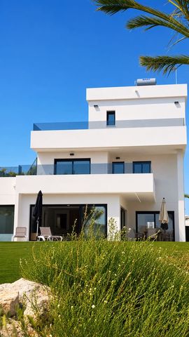 5 chambre Villa/Maison à vendre à La Manga del Mar Menor avec piscine garage - 1 500 000 € (Ref: 10124696)
