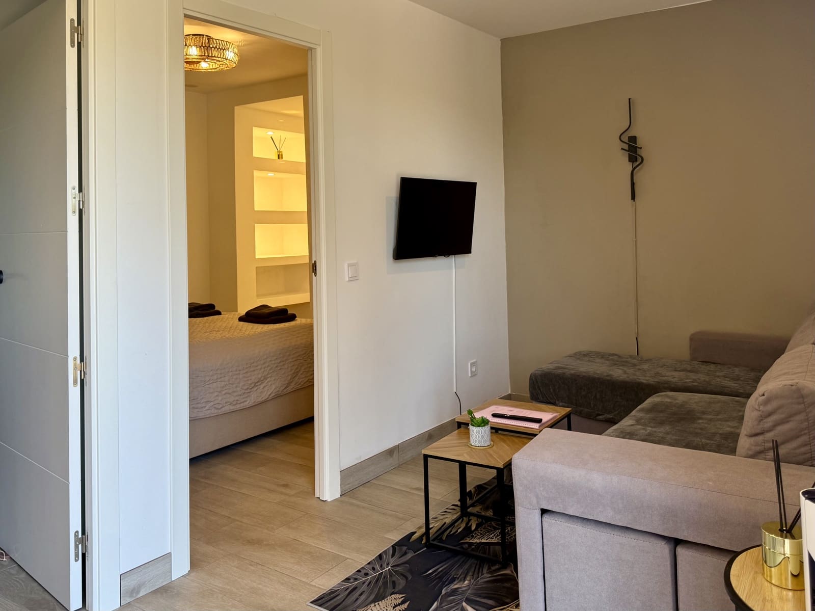 8 slaapkamer Villa te koop in Hondon de las Nieves met zwembad - € 900.000 (Ref: 9759376)