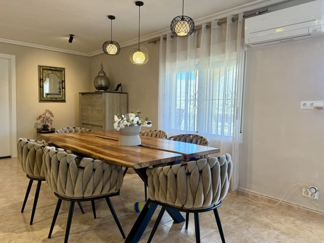 8 slaapkamer Villa te koop in Hondón de las Nieves met zwembad - € 900.000 (Ref: 9759376)