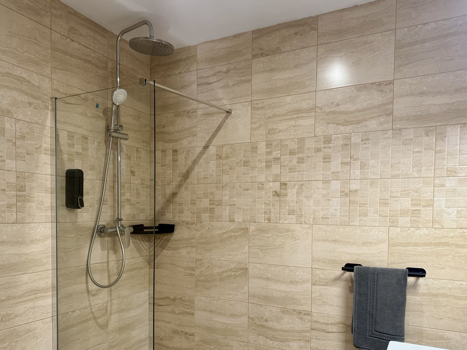 8 slaapkamer Villa te koop in Hondon de las Nieves met zwembad - € 900.000 (Ref: 9759376)