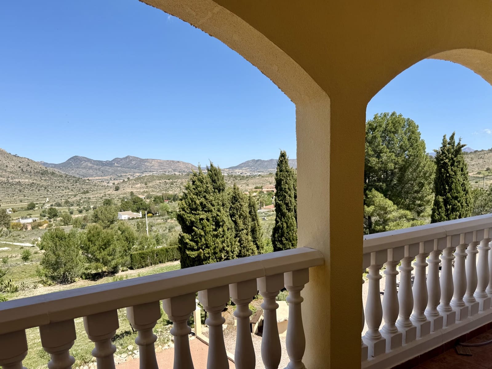 8 slaapkamer Villa te koop in Hondon de las Nieves met zwembad - € 900.000 (Ref: 9759376)
