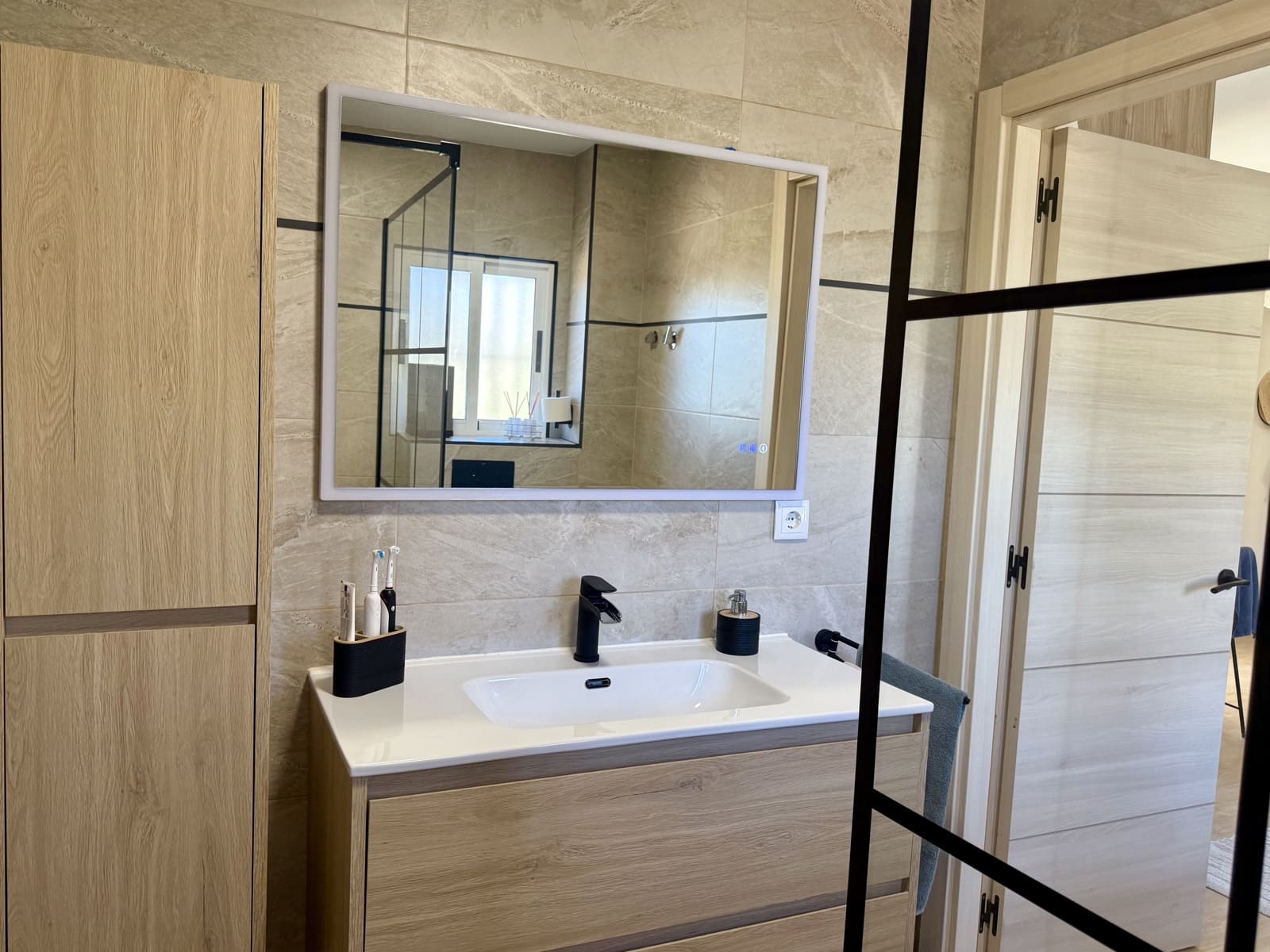 8 slaapkamer Villa te koop in Hondon de las Nieves met zwembad - € 900.000 (Ref: 9759376)