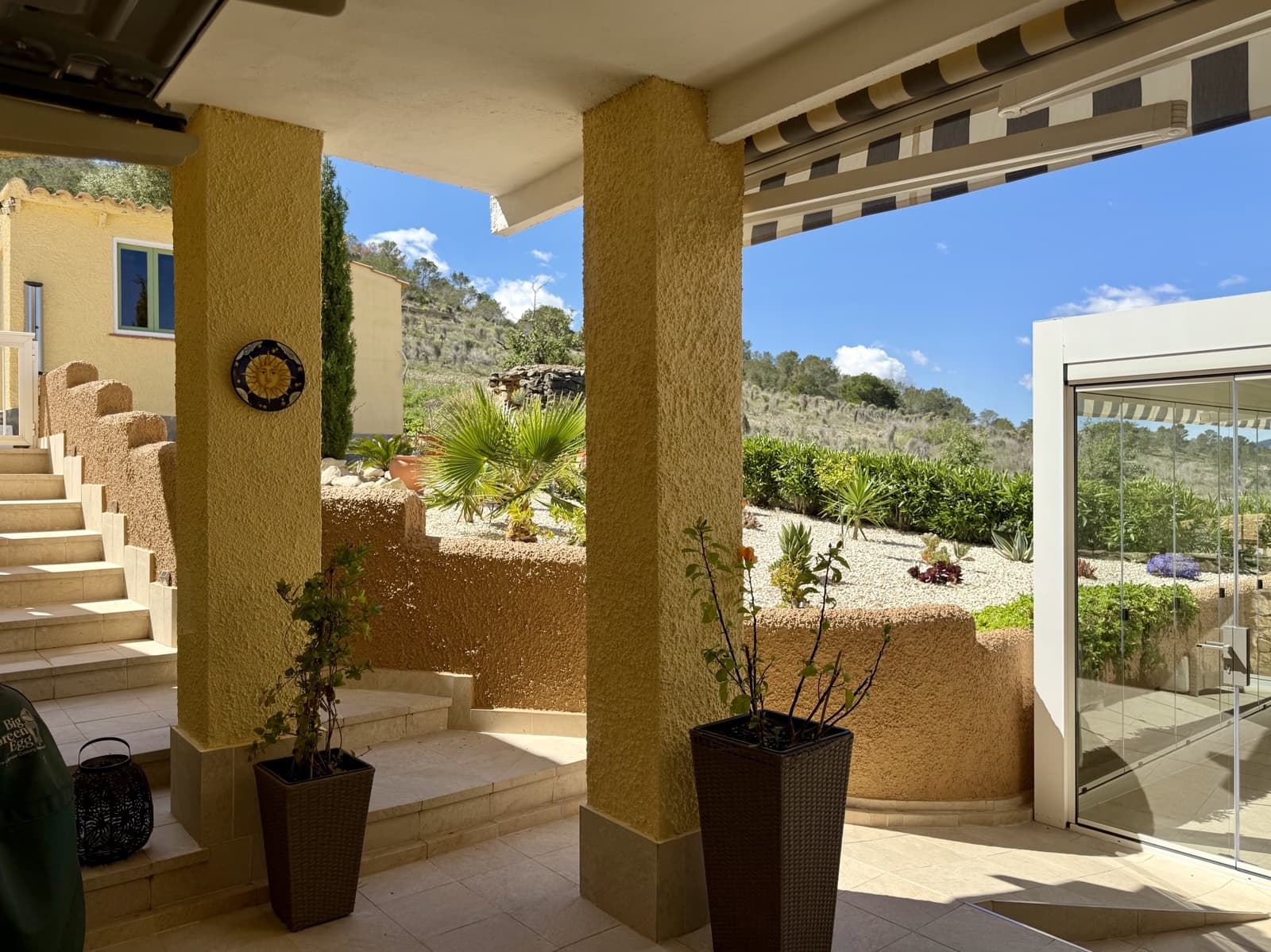 8 slaapkamer Villa te koop in Hondon de las Nieves met zwembad - € 900.000 (Ref: 9759376)