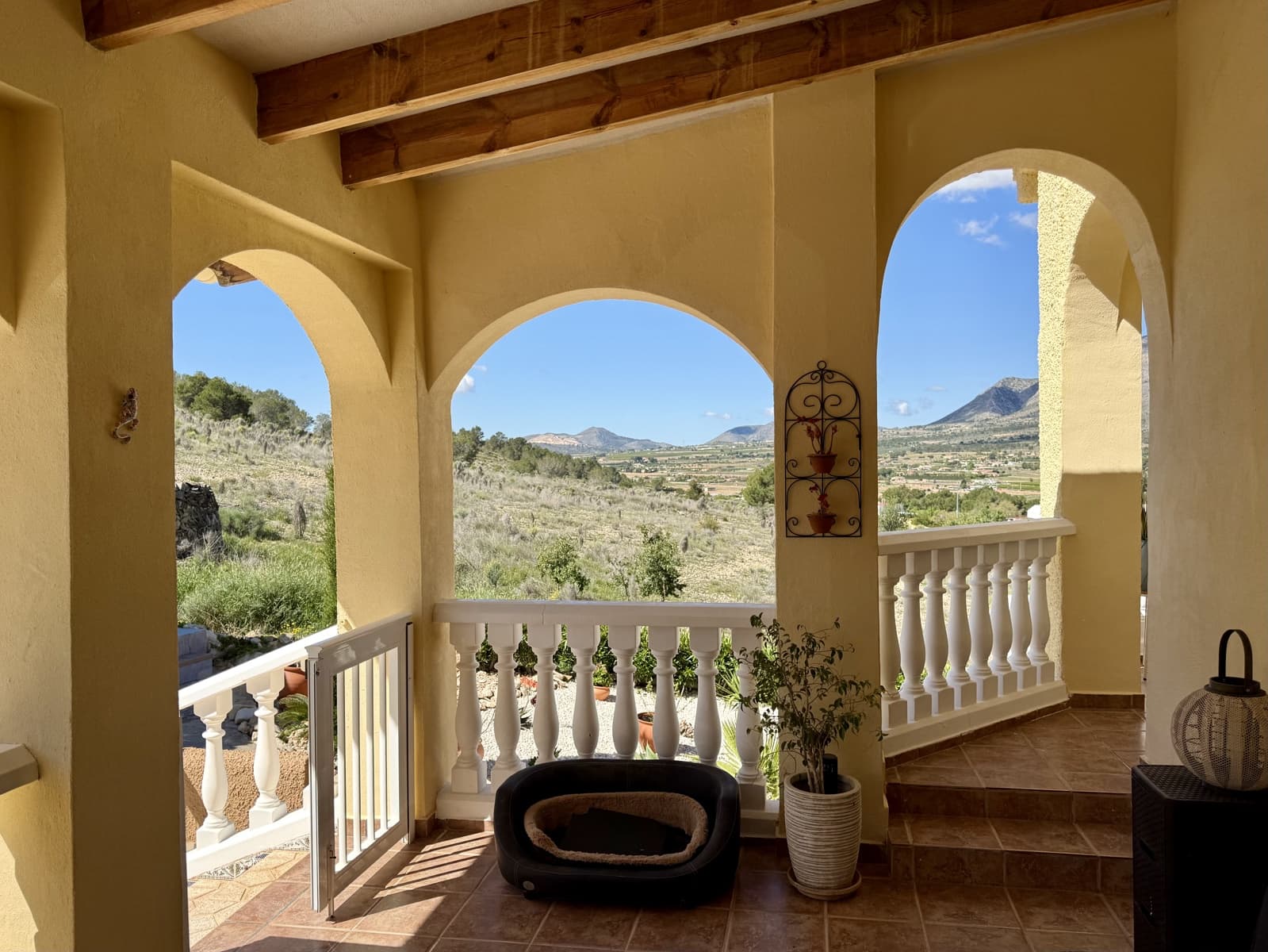 8 slaapkamer Villa te koop in Hondon de las Nieves met zwembad - € 900.000 (Ref: 9759376)