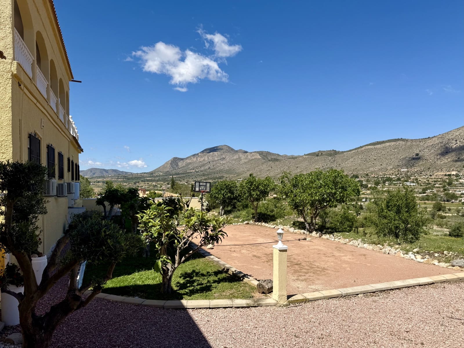 8 slaapkamer Villa te koop in Hondon de las Nieves met zwembad - € 900.000 (Ref: 9759376)