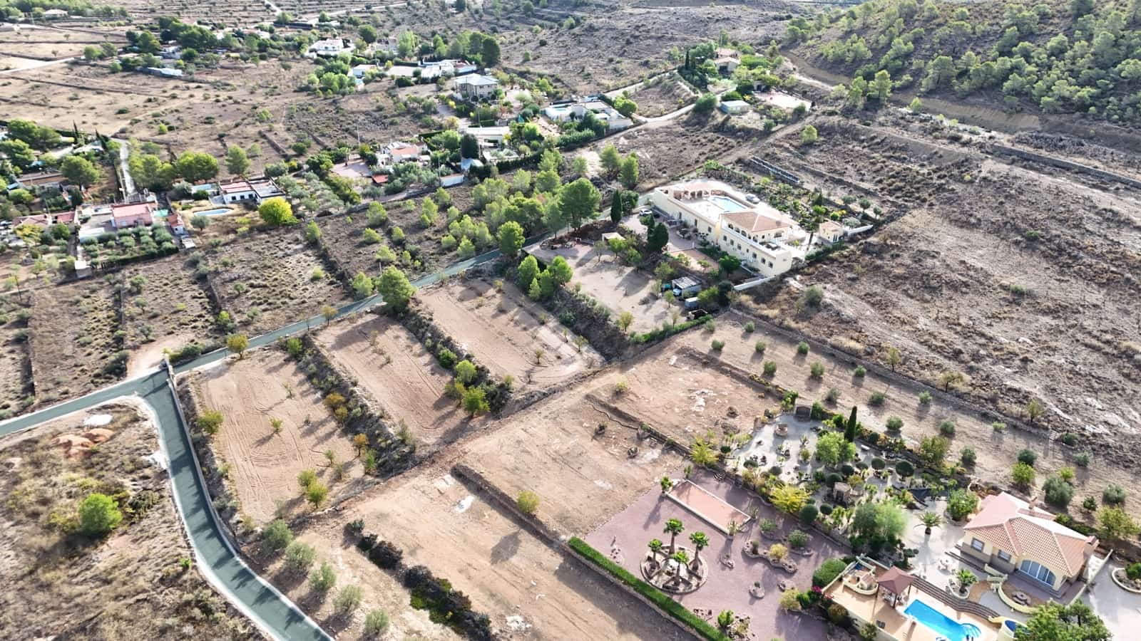 8 slaapkamer Villa te koop in Hondon de las Nieves met zwembad - € 900.000 (Ref: 9759376)