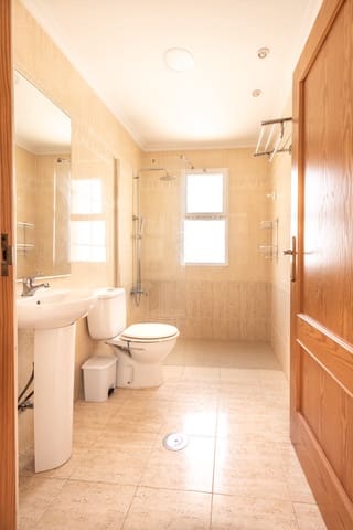 3 soveværelse Lejlighed til salg i La Manga del Mar Menor med swimmingpool garage - € 199.000 (Ref: 9773540)