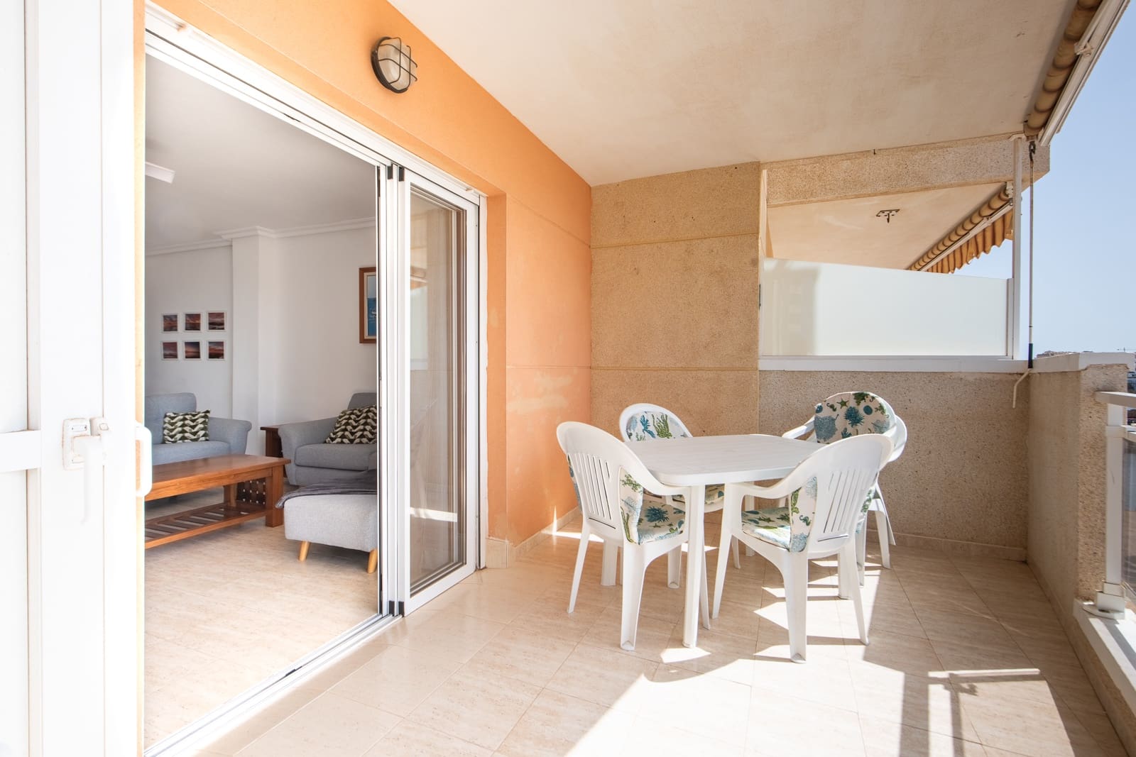 3 soverom Leilighet til salgs i La Manga del Mar Menor med svømmebasseng garasje - € 199 000 (Ref: 9773540)