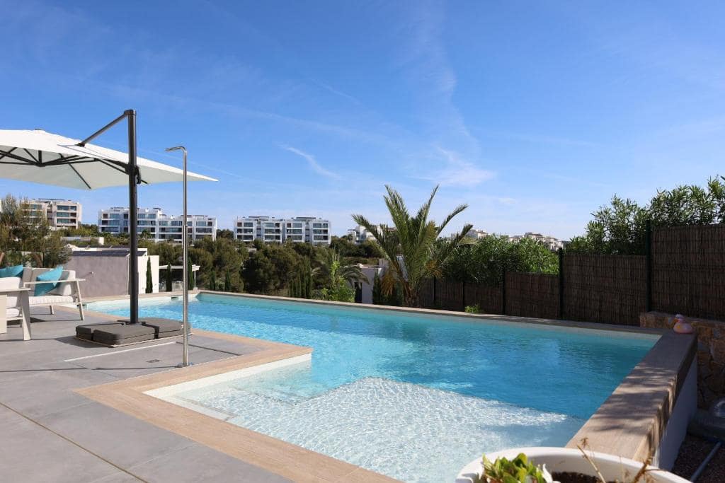 4 makuuhuone Huvila vuokrattavana paikassa Orihuela mukana uima-altaan 
autotalli - 2 500 € (Ref: 9778406)