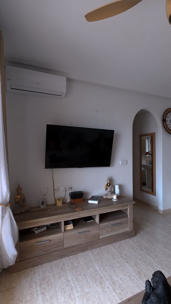 1 soveværelse Lejlighed til salg i La Manga del Mar Menor med swimmingpool garage - € 145.000 (Ref: 9778569)