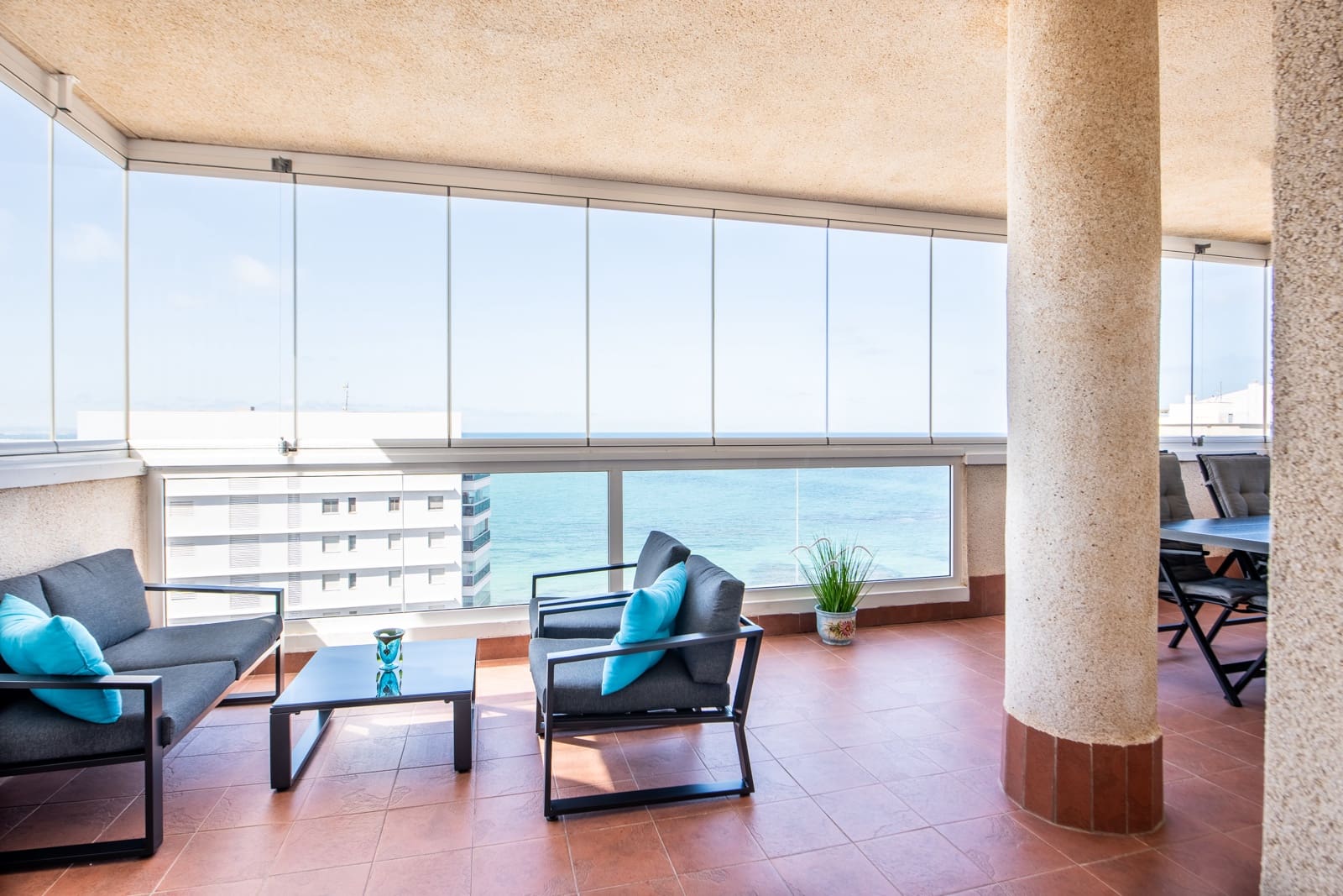 3 Zimmer Penthouse zu verkaufen in La Manga del Mar Menor mit Pool - 299.000 € (Ref: 9818645)