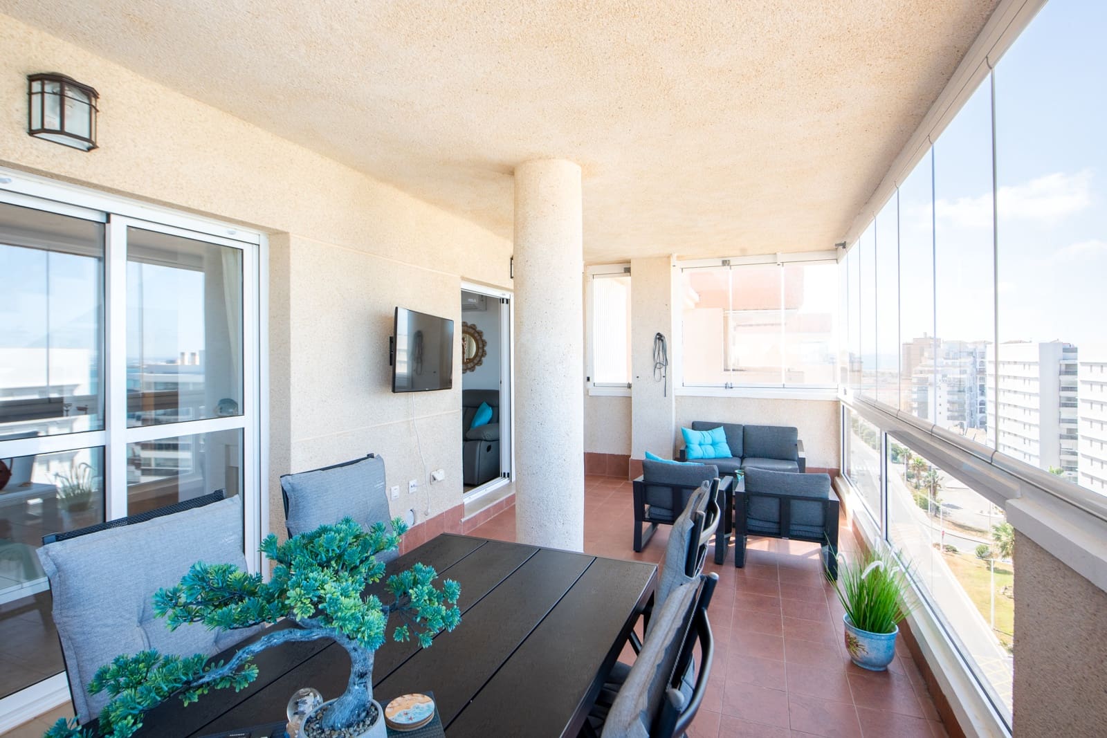 3 Zimmer Penthouse zu verkaufen in La Manga del Mar Menor mit Pool - 299.000 € (Ref: 9818645)