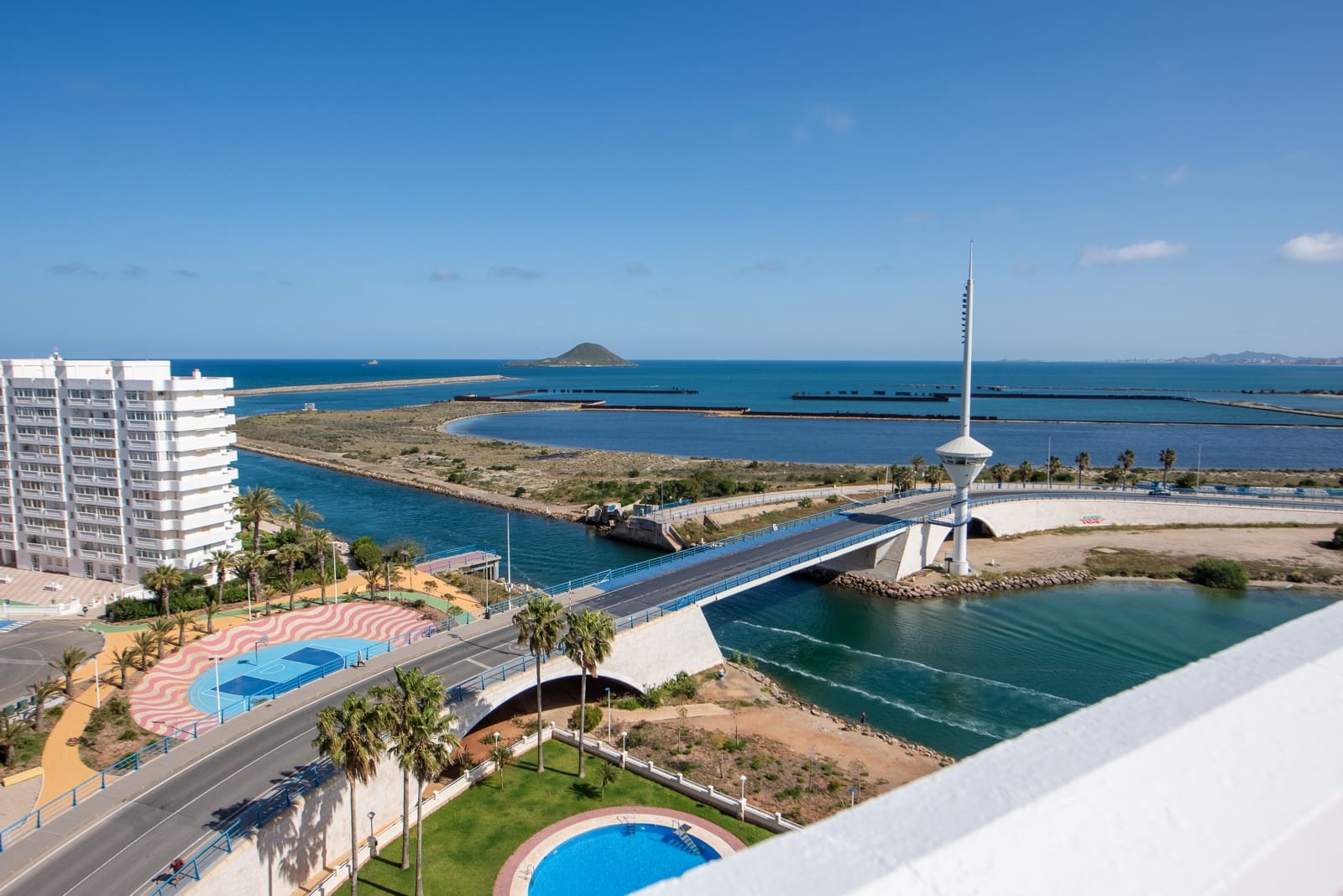 3 Zimmer Penthouse zu verkaufen in La Manga del Mar Menor mit Pool - 299.000 € (Ref: 9818645)