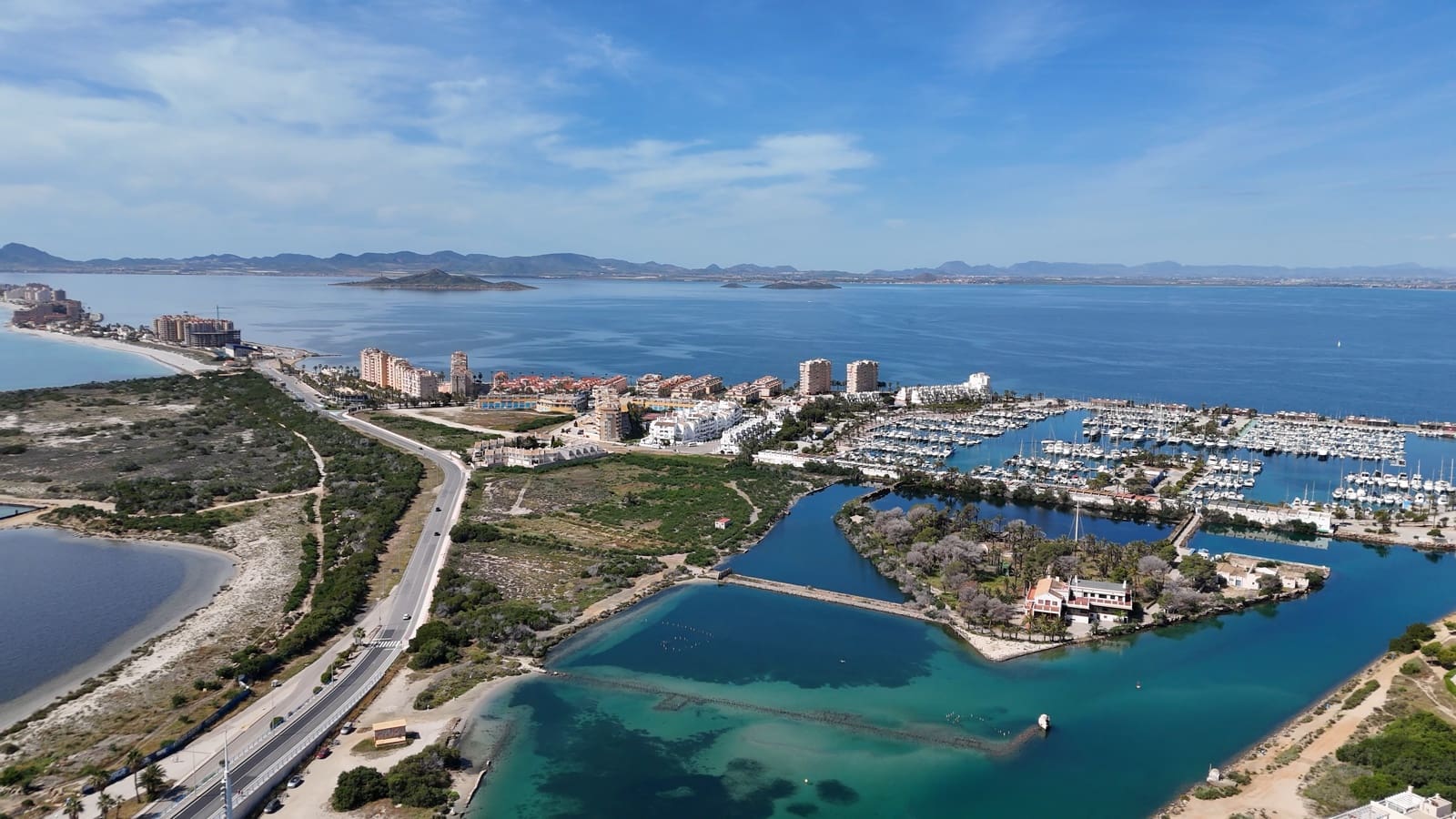 3 Zimmer Penthouse zu verkaufen in La Manga del Mar Menor mit Pool - 299.000 € (Ref: 9818645)