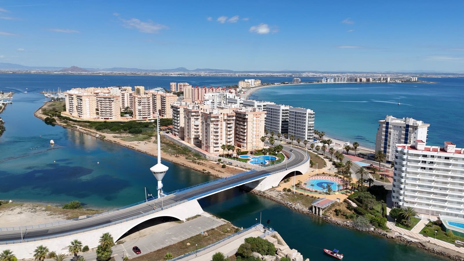 3 Zimmer Penthouse zu verkaufen in La Manga del Mar Menor mit Pool - 299.000 € (Ref: 9818645)