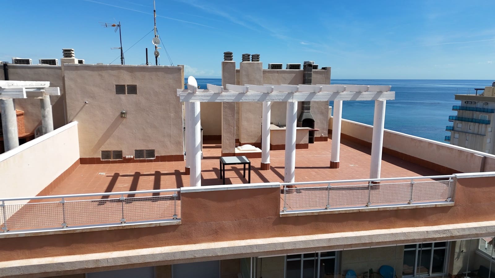 3 Zimmer Penthouse zu verkaufen in La Manga del Mar Menor mit Pool - 299.000 € (Ref: 9818645)