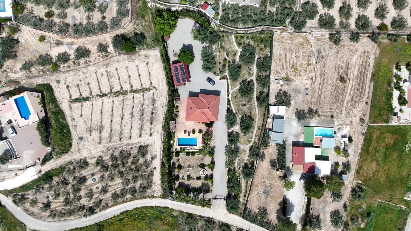 3 sovrum Villa till salu i Calasparra med pool garage - 365 000 € (Ref: 9818647)