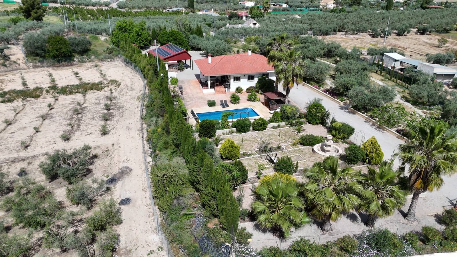 3 sovrum Villa till salu i Calasparra med pool garage - 365 000 € (Ref: 9818647)