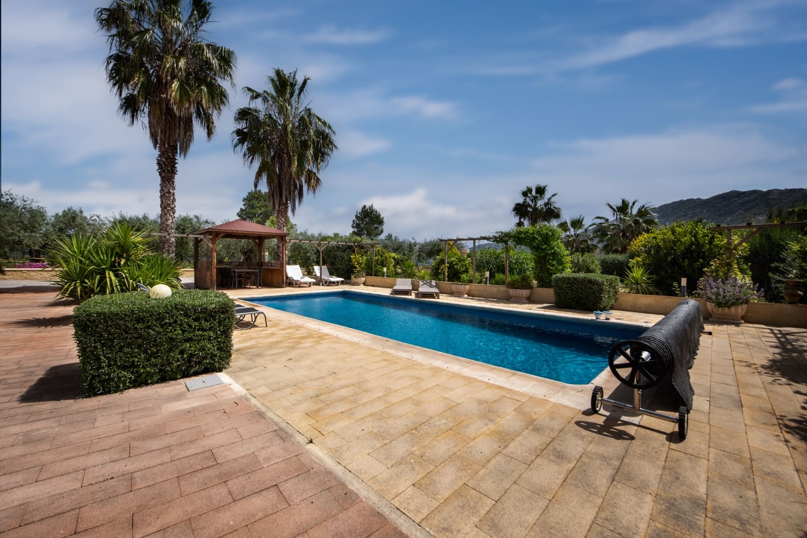 3 sovrum Villa till salu i Calasparra med pool garage - 365 000 € (Ref: 9818647)