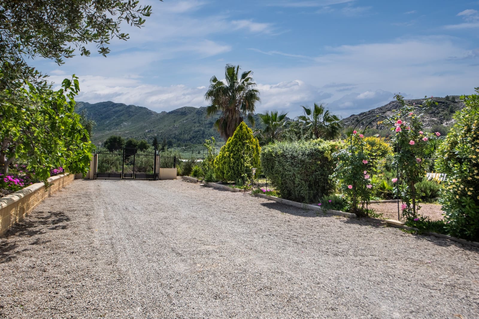 3 sovrum Villa till salu i Calasparra med pool garage - 365 000 € (Ref: 9818647)