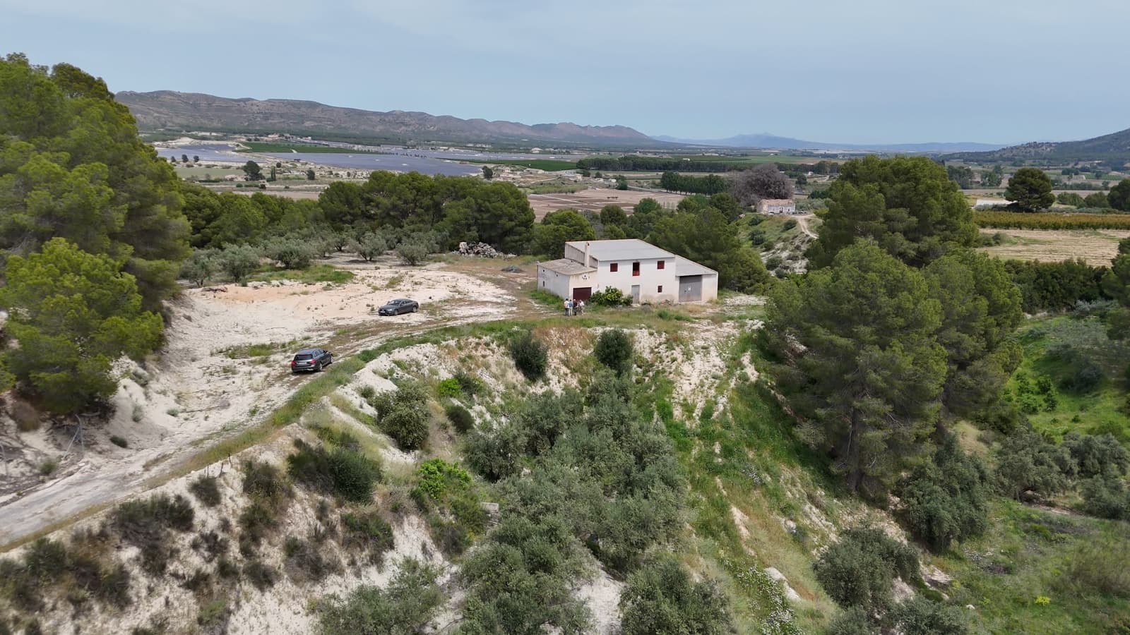 Ubebygd land til salgs i Calasparra - € 2 100 000 (Ref: 9899866)