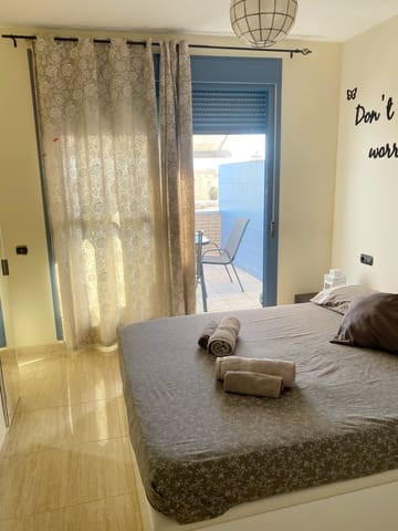 2 soveværelse Penthouse til salg i Roquetas de Mar med swimmingpool garage - € 240.000 (Ref: 9750920)