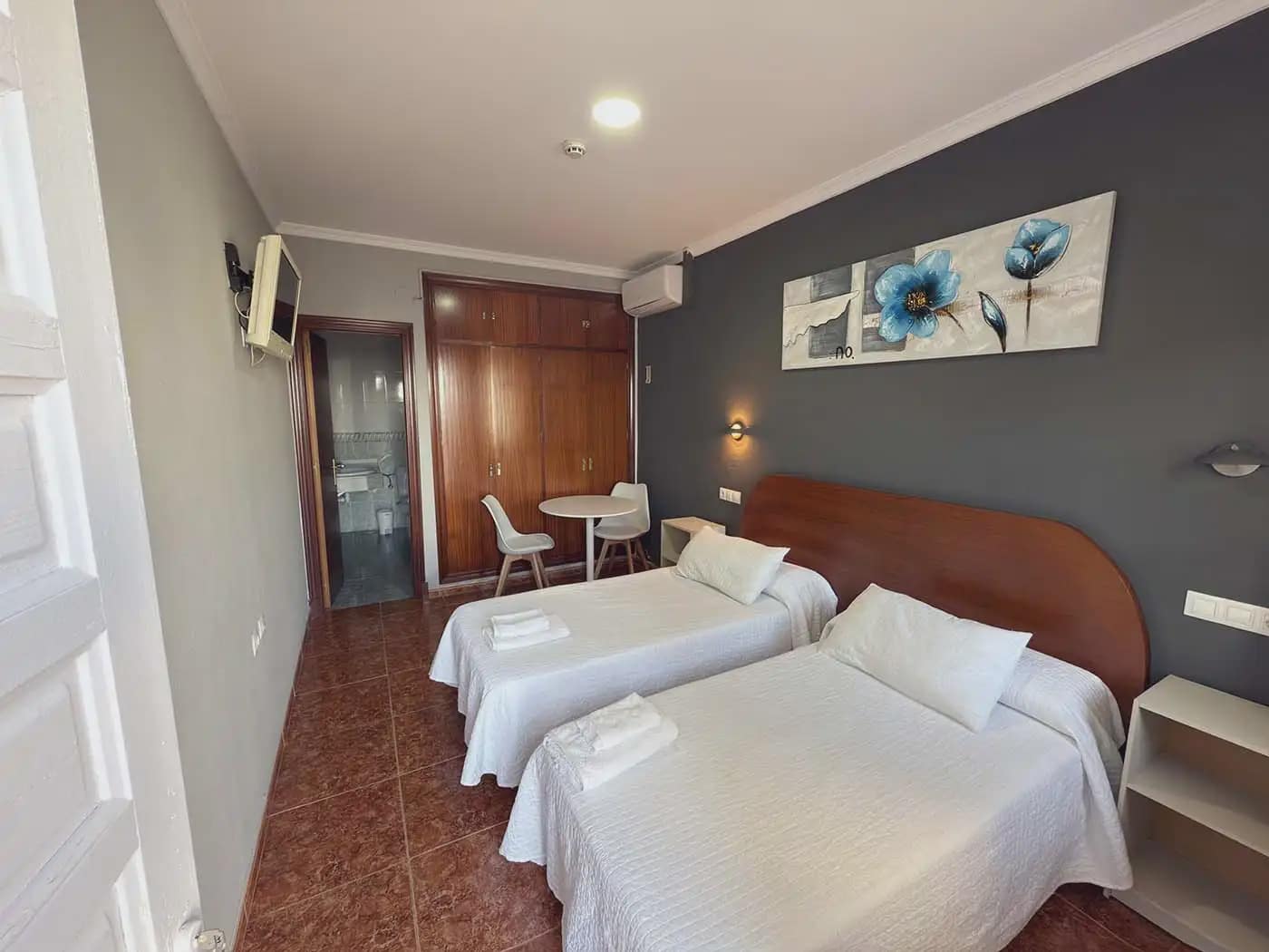 19 soverom Hotell til salgs i Tarifa - € 1 700 000 (Ref: 10156173)