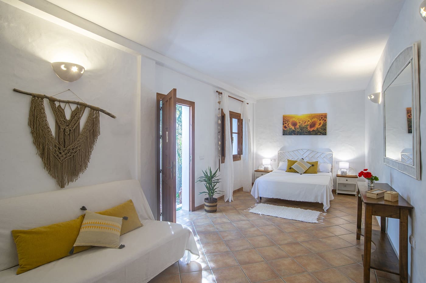 8 bedroom Finca/Country House for sale in Tarifa with garage - € 800,000 (Ref: 9777215)