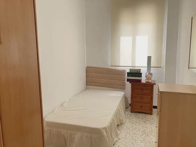 Piso de 4 habitaciones en Tarifa en venta - 352.000 € (Ref: 9977735)