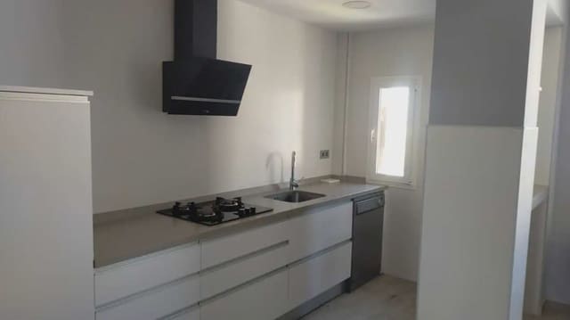 Piso de 4 habitaciones en Tarifa en venta - 430.000 € (Ref: 9977736)