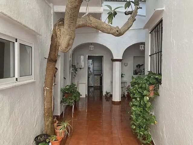 7 soveværelse Byhus til salg i Tarifa - € 629.000 (Ref: 9977740)