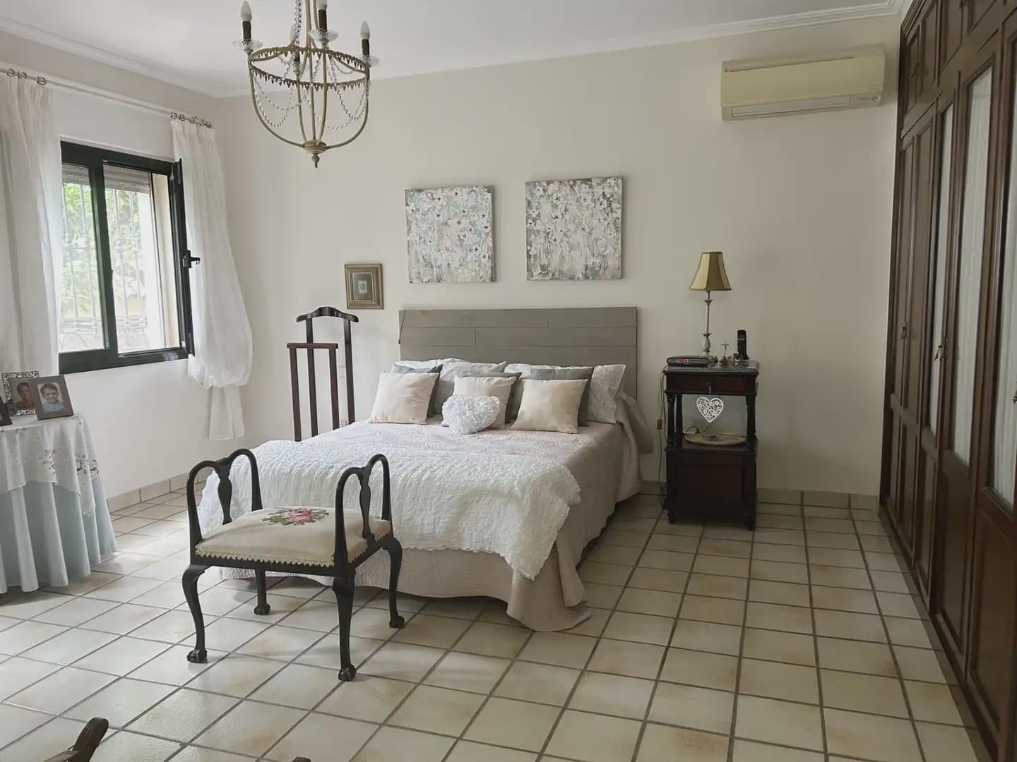 Chalet de 5 habitaciones en Algeciras en venta con piscina garaje - 380.000 € (Ref: 9977747)