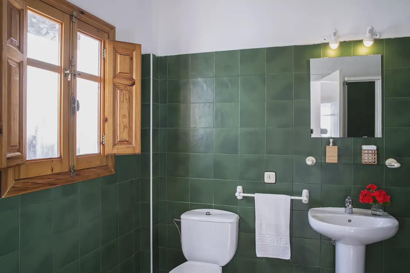 7 chambre Hôtel à vendre à Tarifa avec garage - 880 000 € (Ref: 9977748)