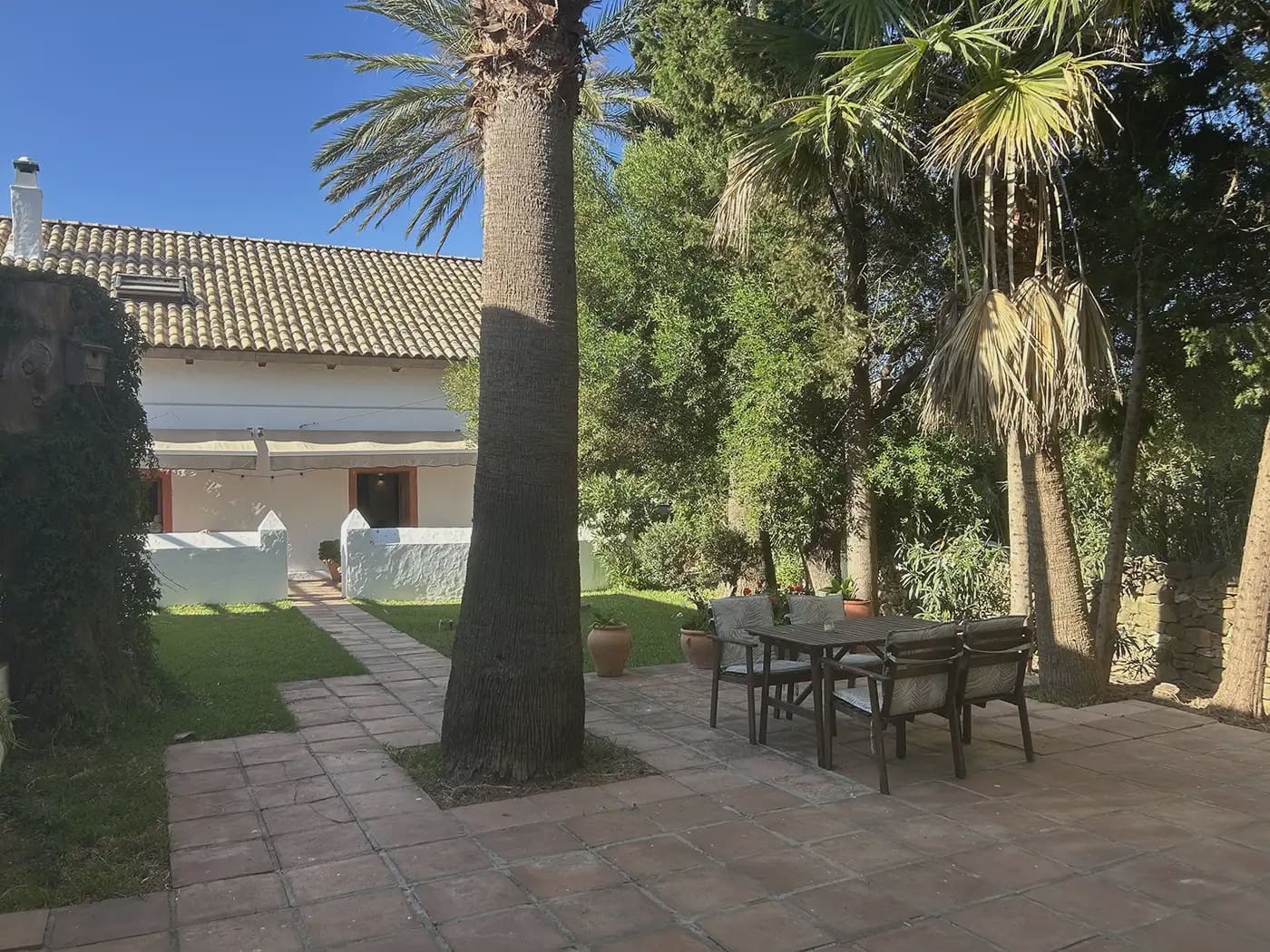 7 chambre Hôtel à vendre à Tarifa avec garage - 880 000 € (Ref: 9977748)