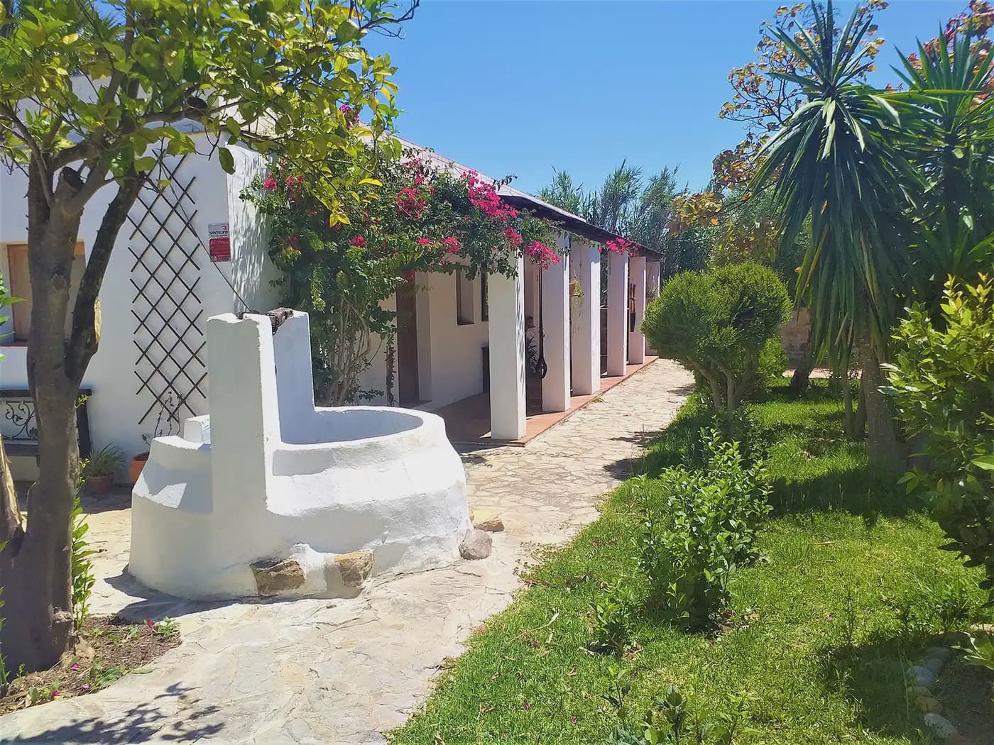 7 chambre Hôtel à vendre à Tarifa avec garage - 880 000 € (Ref: 9977748)