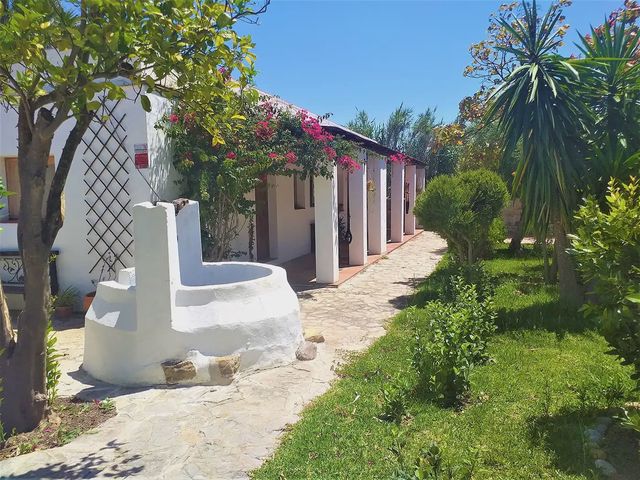 7 soverom Hotell til salgs i Tarifa med garasje - € 880 000 (Ref: 9977748)