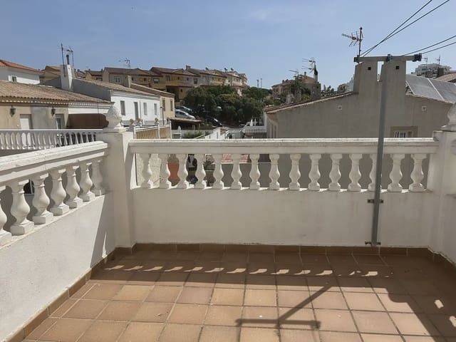 Adosado de 3 habitaciones en Tarifa en venta con garaje - 450.000 € (Ref: 9977750)